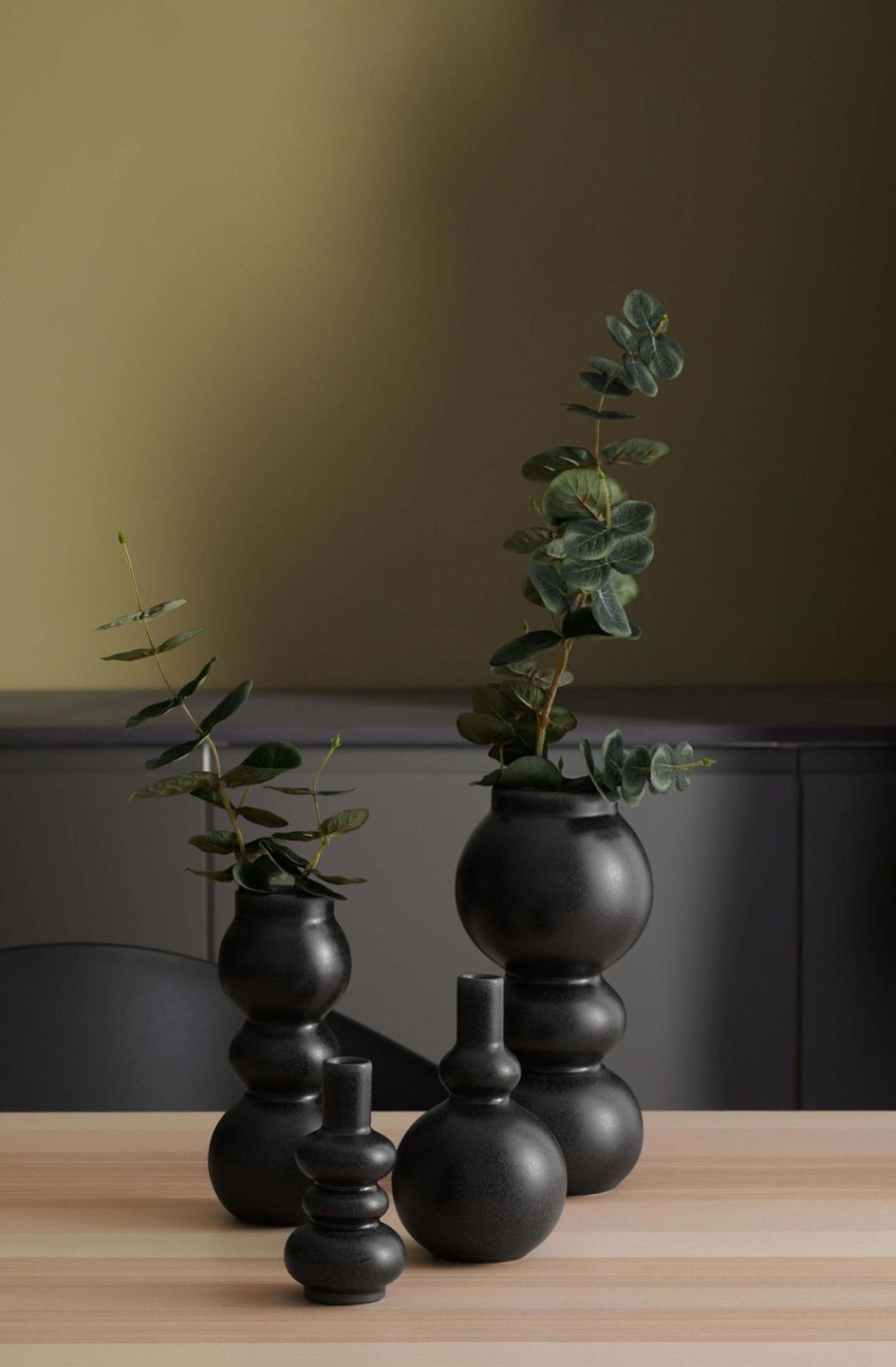 Interior como | Vase, Black Iron Como